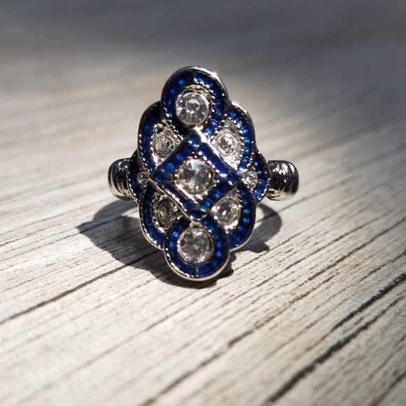 Navy blue and crystal ring - Picture 3 of 5